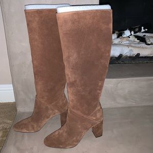 BRAND NEW Banana Republic Tall Suede Slouchy Boot in Nutmeg!